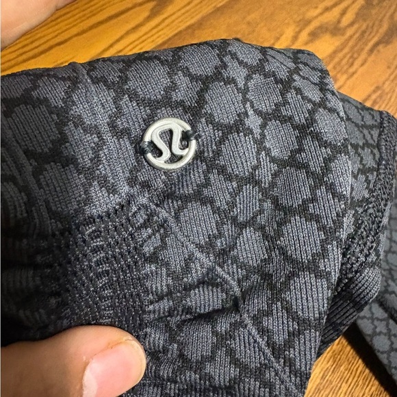 Lululemon 🍋Black  Leggings - Picture 3 of 6